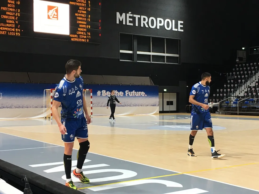 Les joueurs du Dijon Métropole Handball reçoivent Nancy ce mercredi au palais des sports 